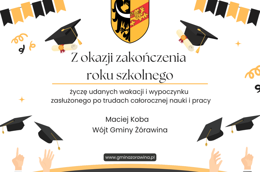 Black and Gold Illustrative Graduation Card (1)